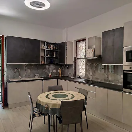 Casa Della Fiera 9